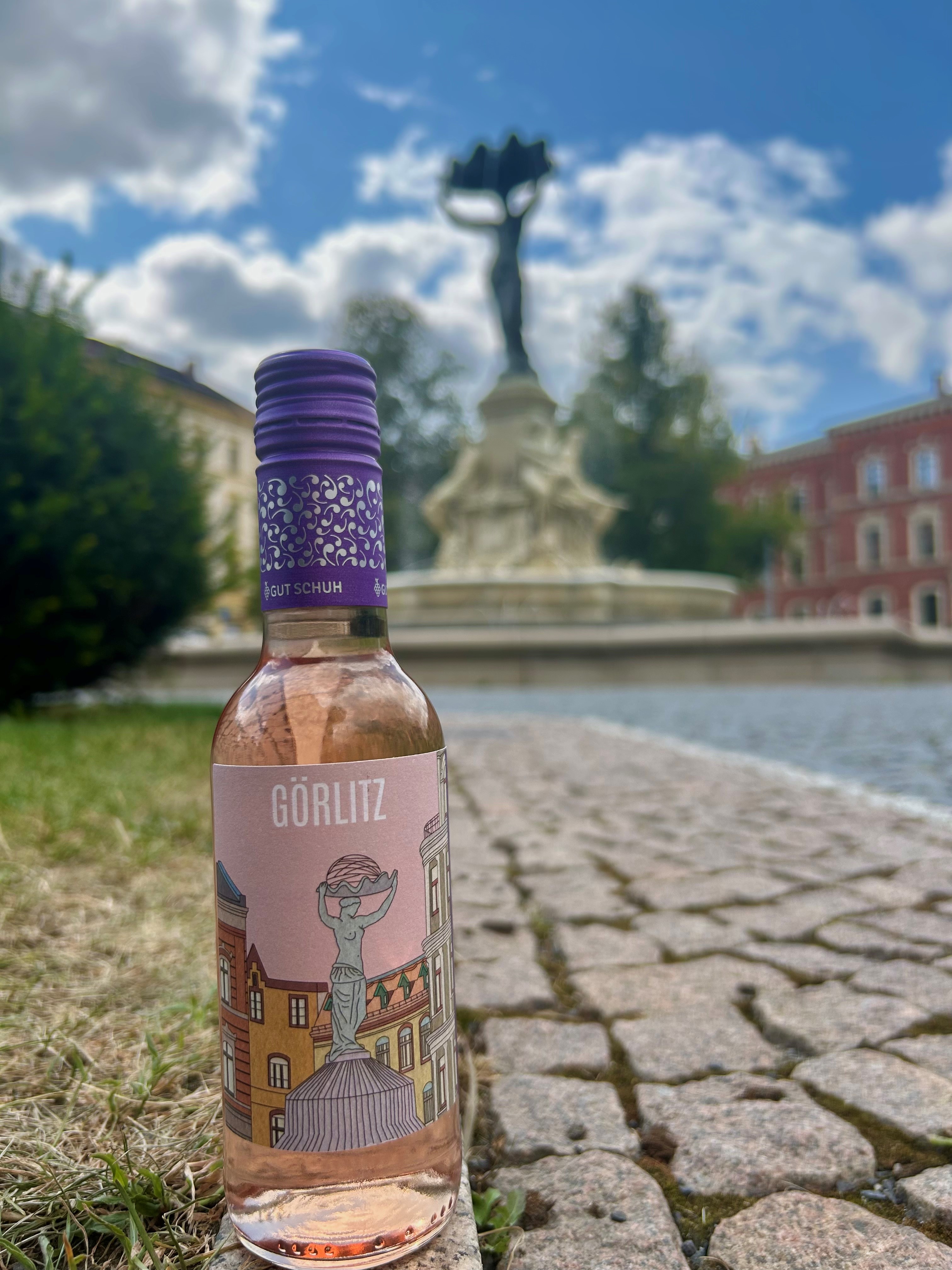 Piccolo Qualitätswein "Der rosa Schuh“